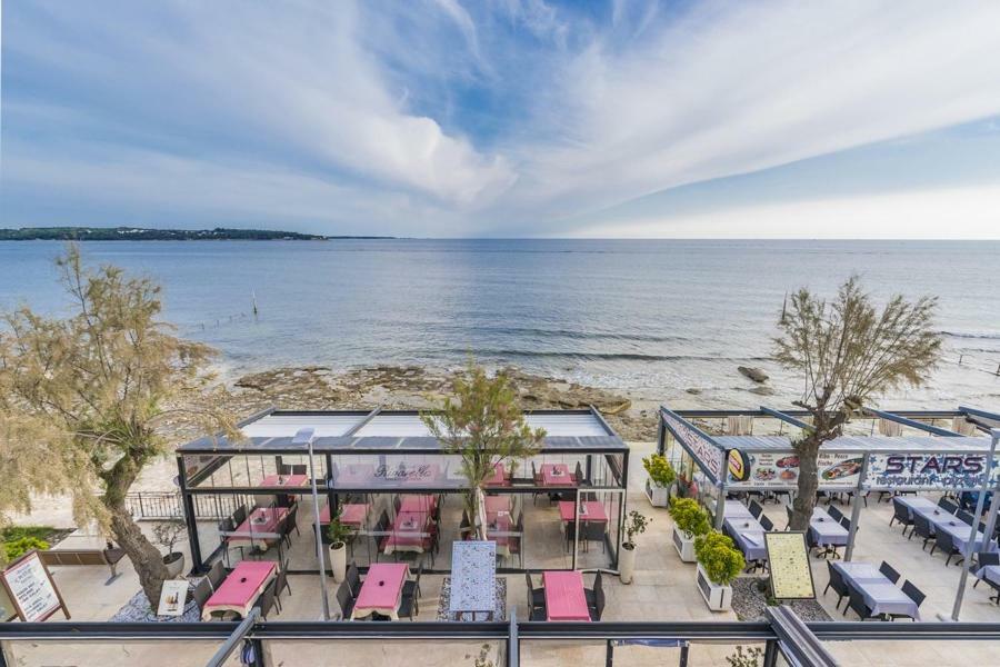 Apartment Lion Novigrad Istria Eksteriør bilde